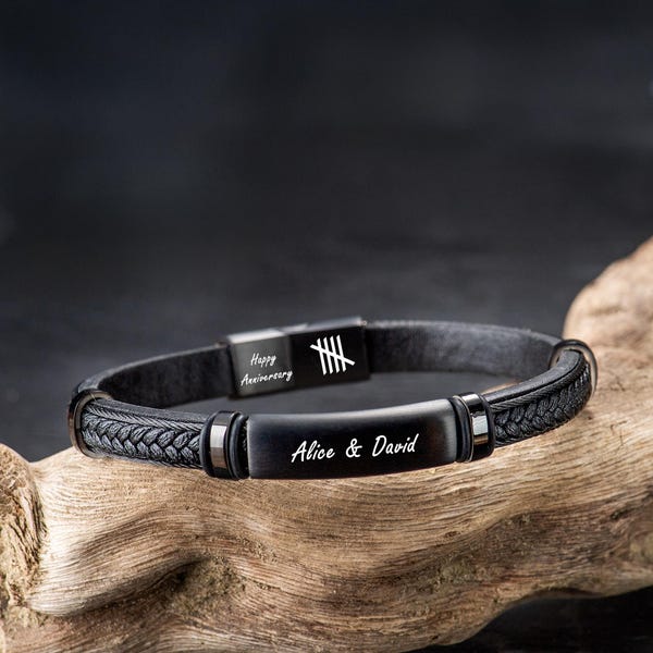 Pulsera personalizada de cuero negro y acero: ideas de regalo para San Valentín
