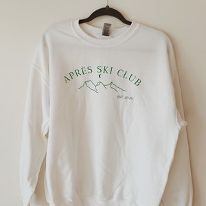 Après Ski Club Sweatshirt | Après Ski Sweater | Ski Club Pullover | Ski Apparel | Skiing Gift