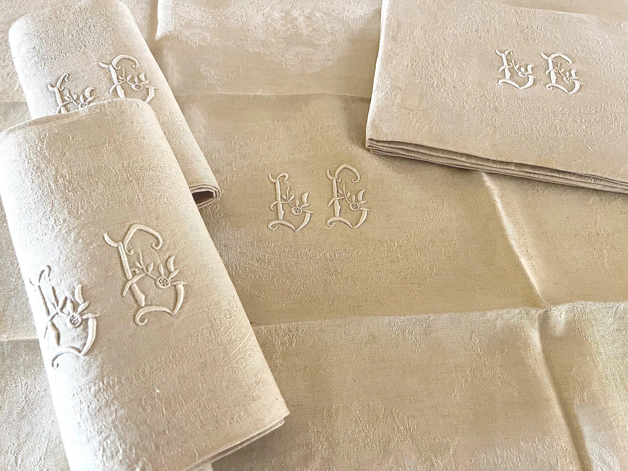 French Serviettes set/6 monogrammed L E