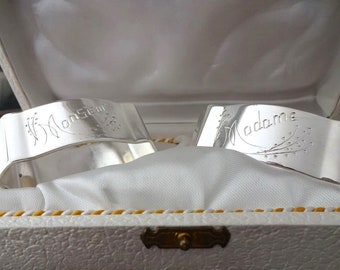 Napkin rings s/2 Madame Monsieur Silver plated