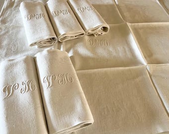 French Serviettes set/6 monogrammed V M