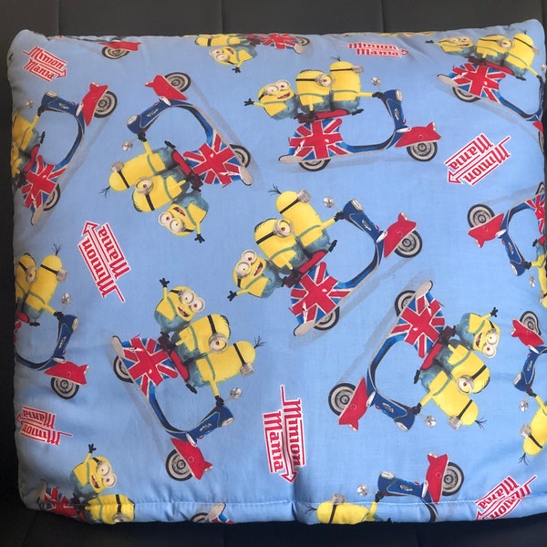 It's a Quilt, It's a Pillow, It's a Minion Mania Quillow!