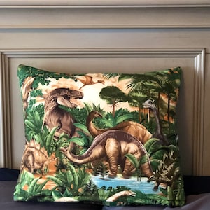 It&#39;s a Quilt, It&#39;s a Pillow, It&#39;s a Dinosaur Quillow!