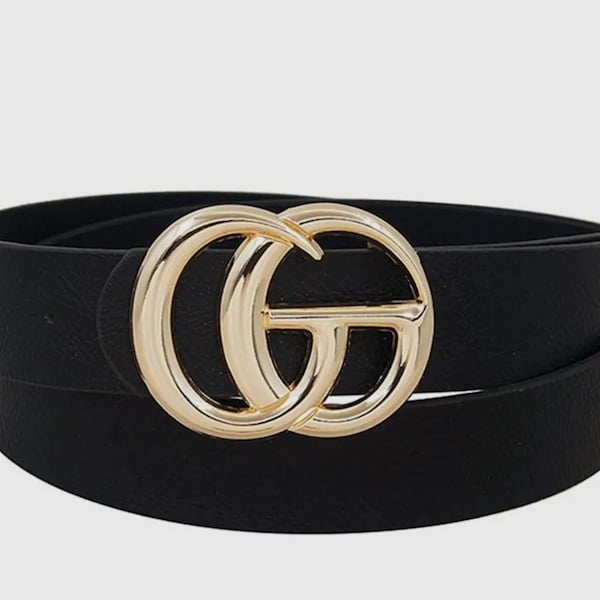 Faux leather fashion belt w/gold buckle