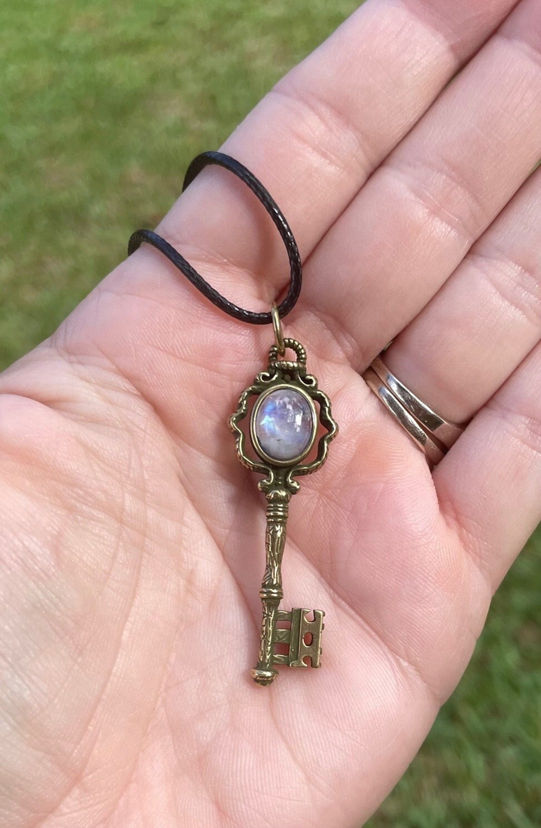 Moonstone Key Pendant Necklace Hecate Intuition - Etsy Japan