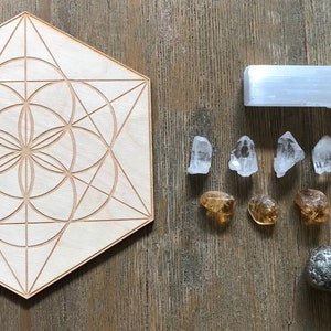 Manifestation Good Fortune Creativity Crystal Grid Kit Seed of Life Reiki Infused Set With Selenite Stick Citrine Pyrite image 4