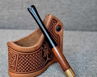 Cabriole Cigarette Holder