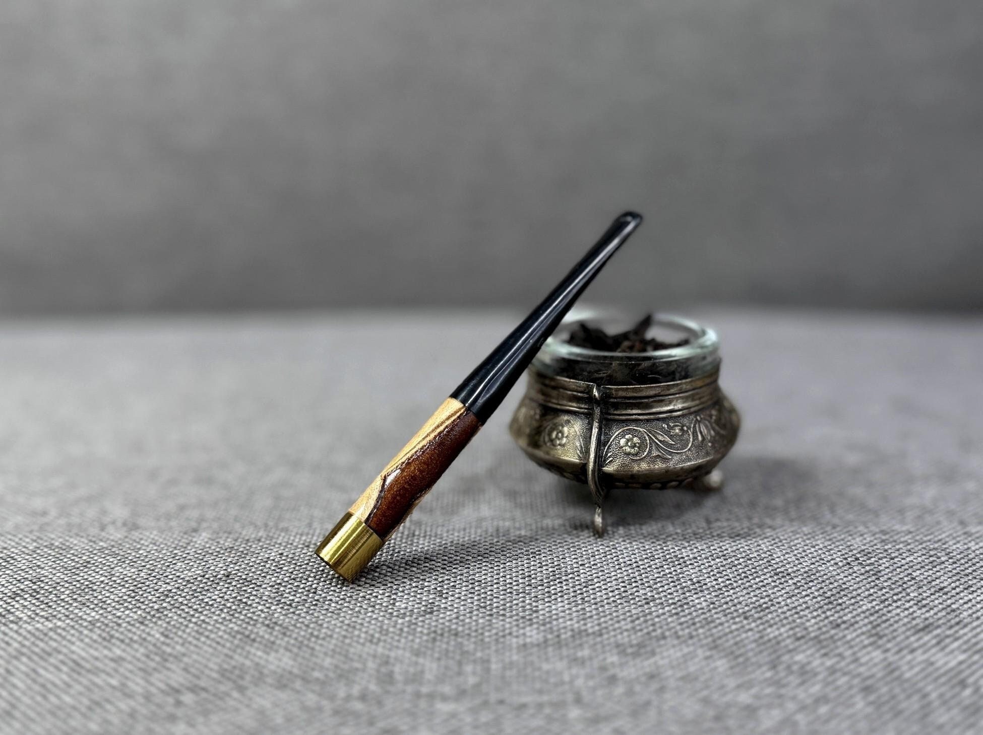 can i use normal paper to roll a cigarette Can You Use Parchment Paper as Rolling Paper? Here's Why You Should Th –  Roll Your Own Papers