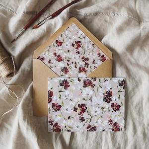 Carte de voeux florale taupe/Carte vierge faite main/Carte de voeux/Carte de voeux vierge florale/Carte à motif floral/Carte de voeux élégante
