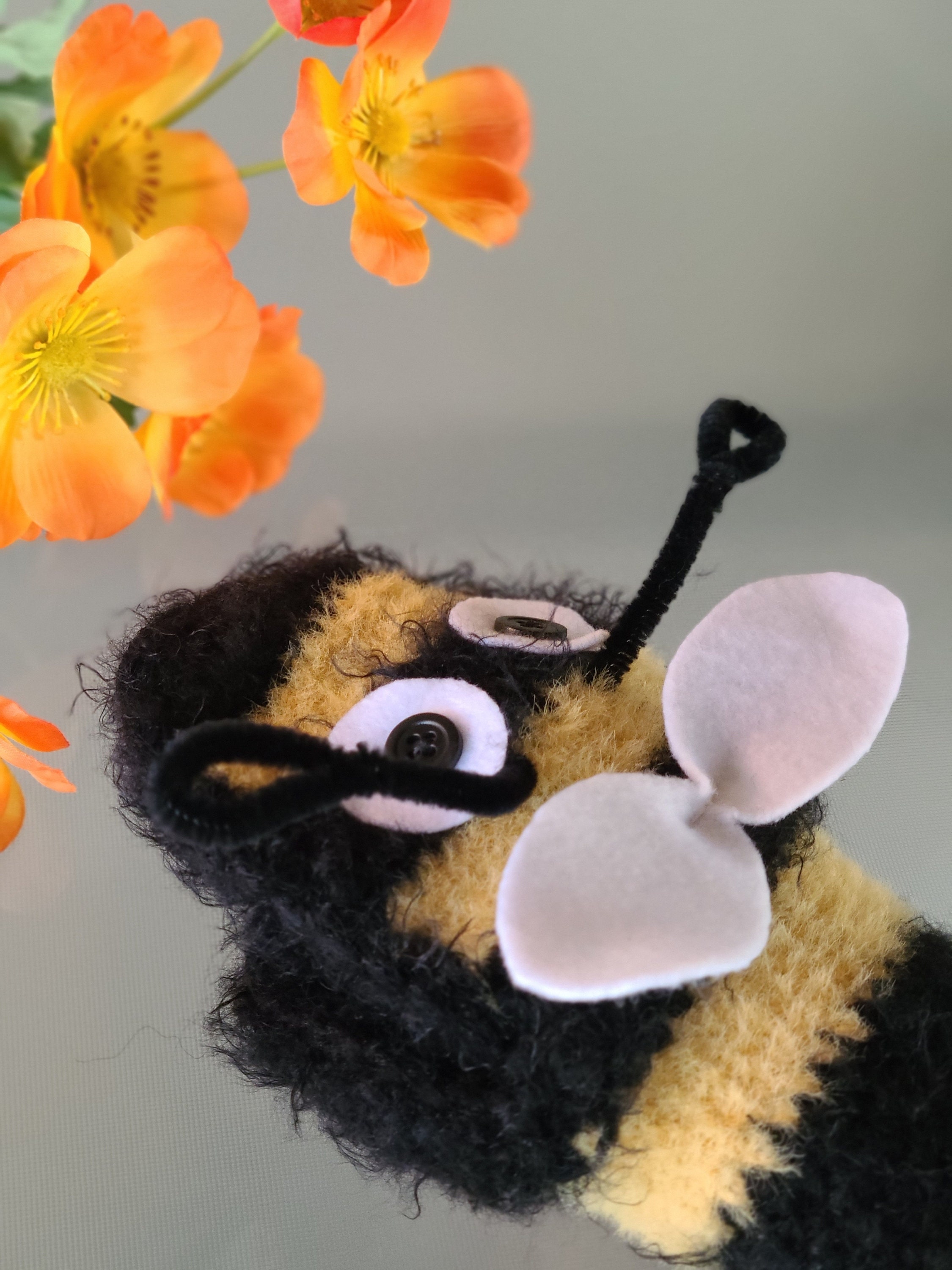 Bumble Bee Hand Puppet for Kids Speech Therapy Aid Classroom Sensory ...