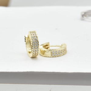 Crystals Huggie Hoop Earrings,Diamond Hoop Earrings, Gold Huggie Hoop Earrings, Sterling Silver Huggie Hoop Earrings, Small Earrings