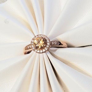 Art Deco Champagne Zircon Ring: Rose Gold Halo, Size 8