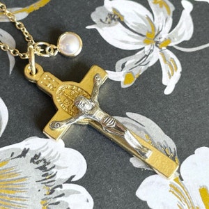 Gold Tone Jesus Crucifix Cross From Italy Double Sided Saint Benedict Medal Cross Necklace Pendant Faux Pearl Drop Bead on 18 inch Chain