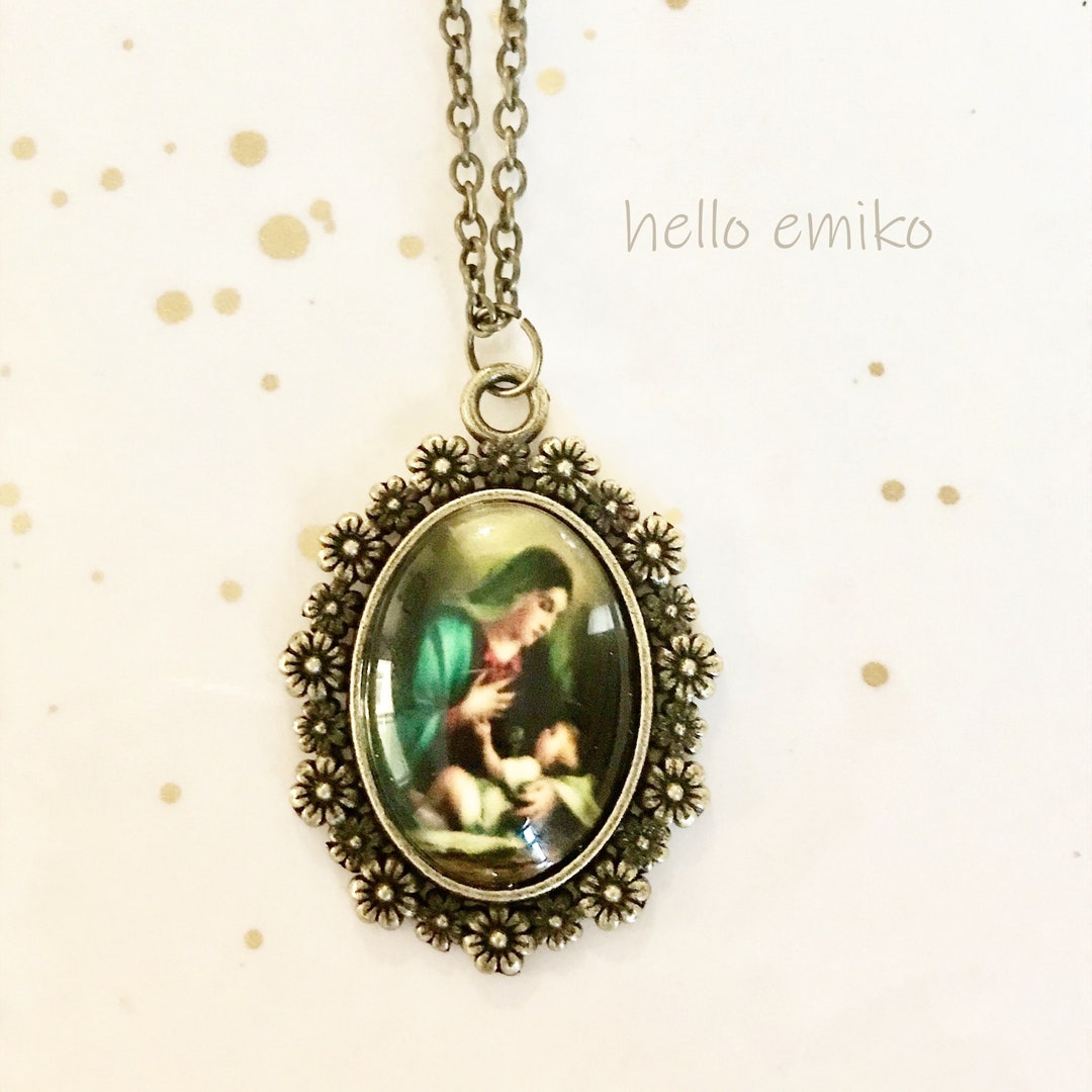 Madonna and Jesus Child Bronze Tone Flower Framed Handmade Cameo Medal ...