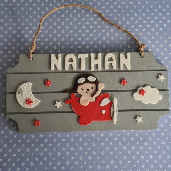 Plaque de porte / murale personnalisé  cadeau naissance / décoration chambre enfant bébé avion Lune nuage + prénom