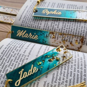 Personalized bookmark with first name or word / fury green and gold