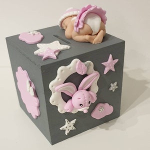 Tirelire prénom bébé/ enfant / cadeau naissance / étoiles / nuage / lune / lapin rose / grise en Fimo image 3