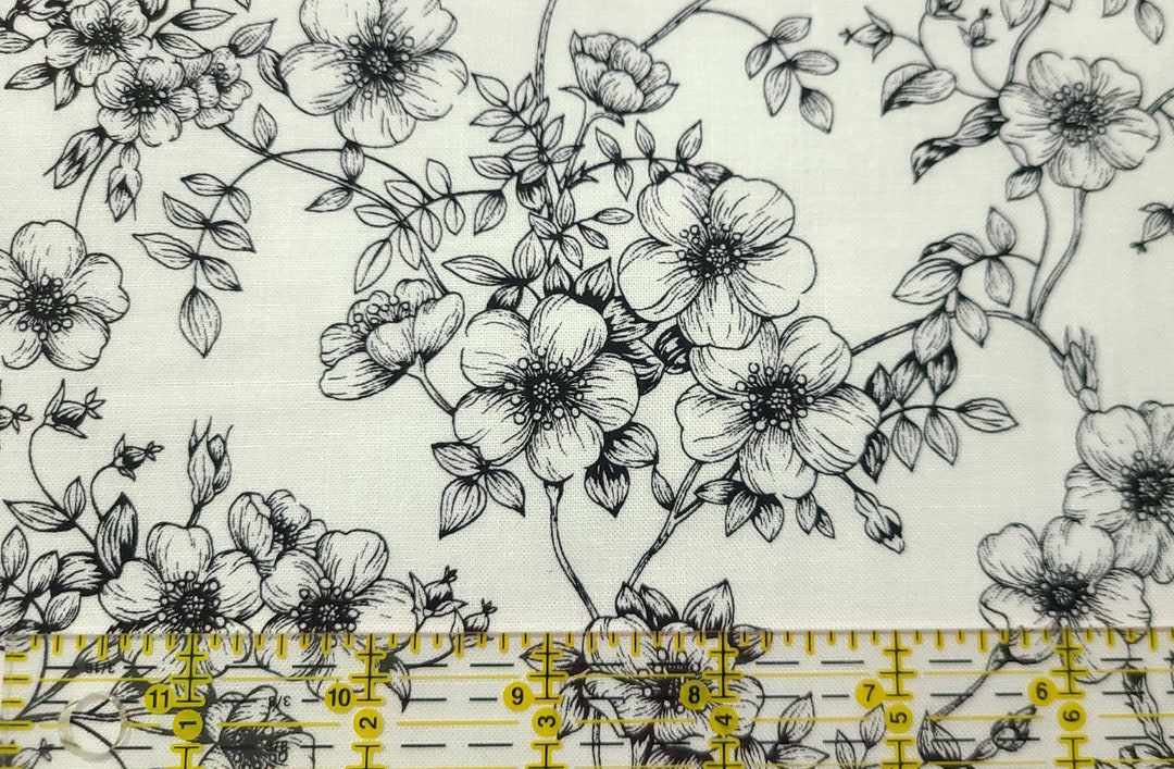 Black and White Flowers Fabric Black Roses Floral Apparel Quilting 100