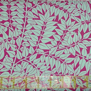 Kaffe Fassett x The Original Morris & Co. Floral Branches Magenta PWKW009.Magenta William Morris fabric 100% Cotton