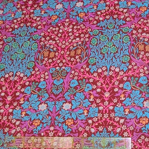 Kaffe Fassett x The Original Morris & Co. Floral Blackthorn - Brown PWKW002 brown William Morris fabric 100% Cotton
