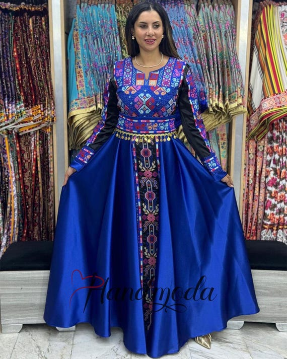 Embroidered Palestinian Maxi Dress: Traditional Tatreez Occasional Thoub -  Etsy Israel