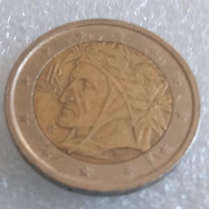 2 euro coin from Italy Dante year 2002