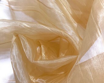 Stof: gekreukt polyester-organza, op maat gesneden verkocht