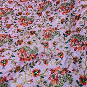 コースターカバー：マルチ刺繍シルクシャンタン多目的ターリーカバー/テーブルスプレッドコースター/プージャアサン/バックドロップ