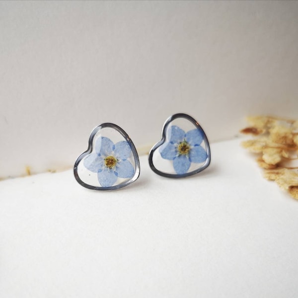 forget me not stud earrings, real flower stud earrings,real pressed flower jewellery, tiny heart earrings,botanical floral earrings,UK Gifts