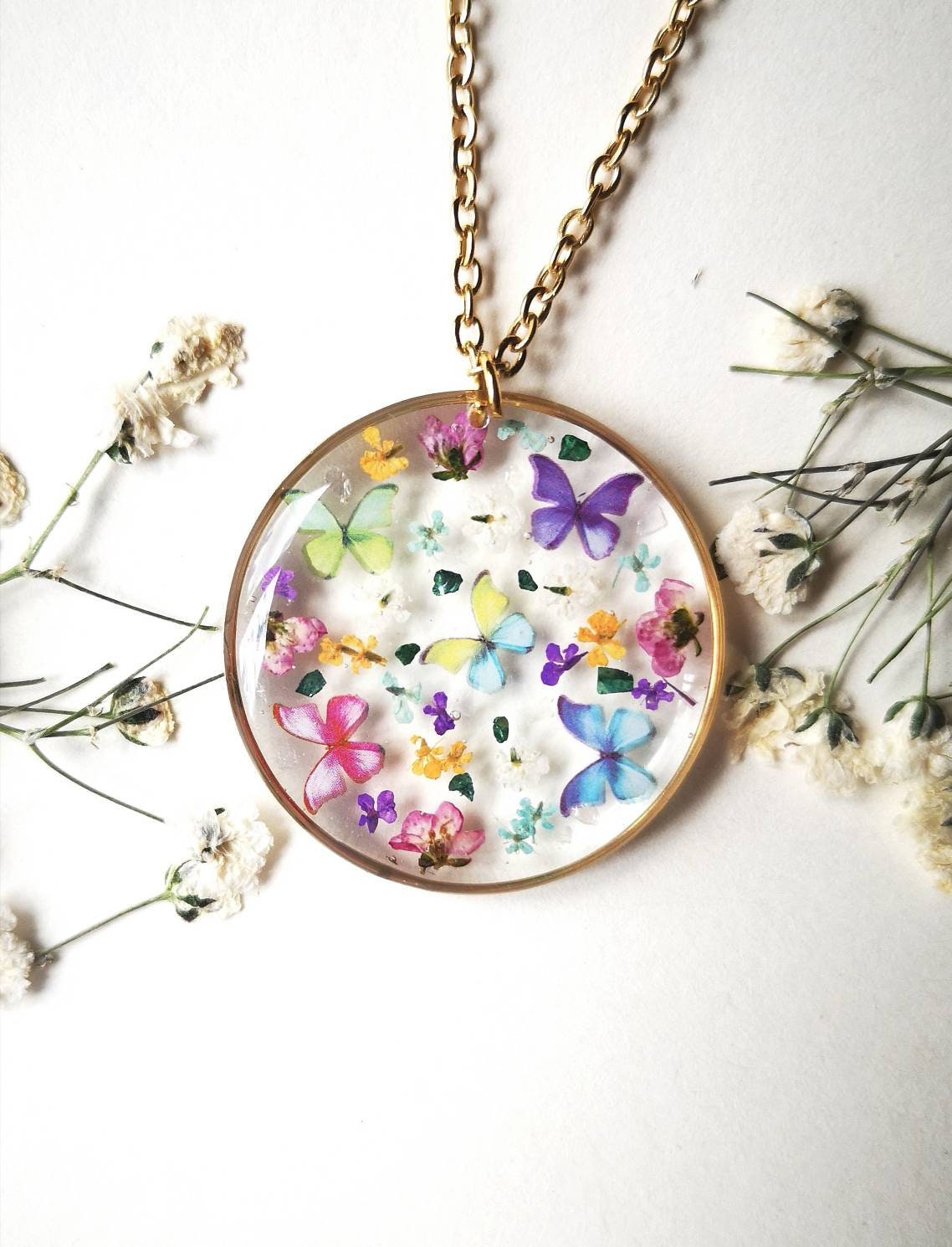 UV Resin Discovery Kit  Everything Included to Make 3 Flower Pendants –  Jewelry Made by Me