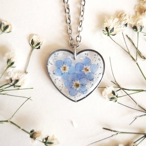 Forget Me Not Necklace,dainty Forget Me Not Jewelry, Real Flower Jewellery,Resin Jewelry, unique birthday gift, Real Pressed Flower Necklace