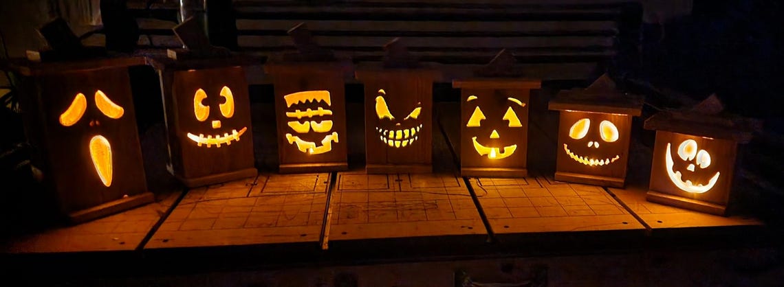 Cedar Halloween Jack O' Lantern – Rustic Wooden Lantern With LED - Etsy