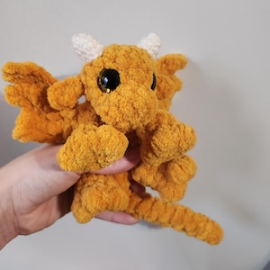 Mini Baby Andarna Dragon Snuggler