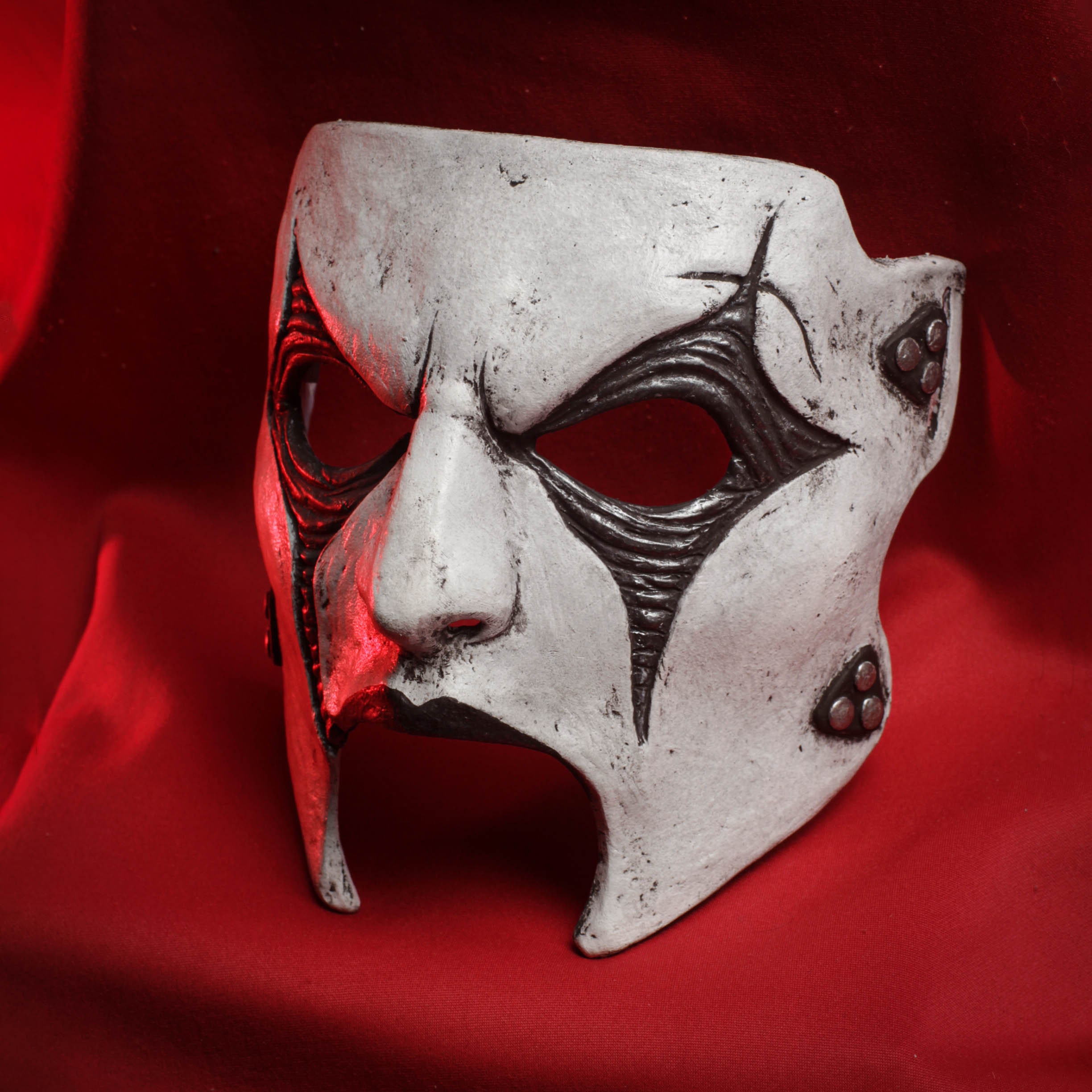 slipknot マスク オフィシャルグッズ maggot mask eyJidWNrZXQiOiJtZXJjaGJhci1pbW