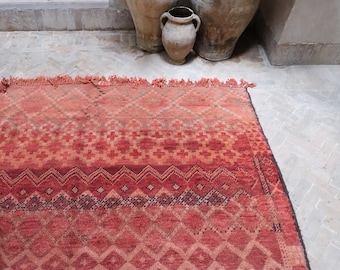 Zemmour Vintage Rug | Vintage Moroccan Rug | 100% Wool Carpet | Colorful Area Rug