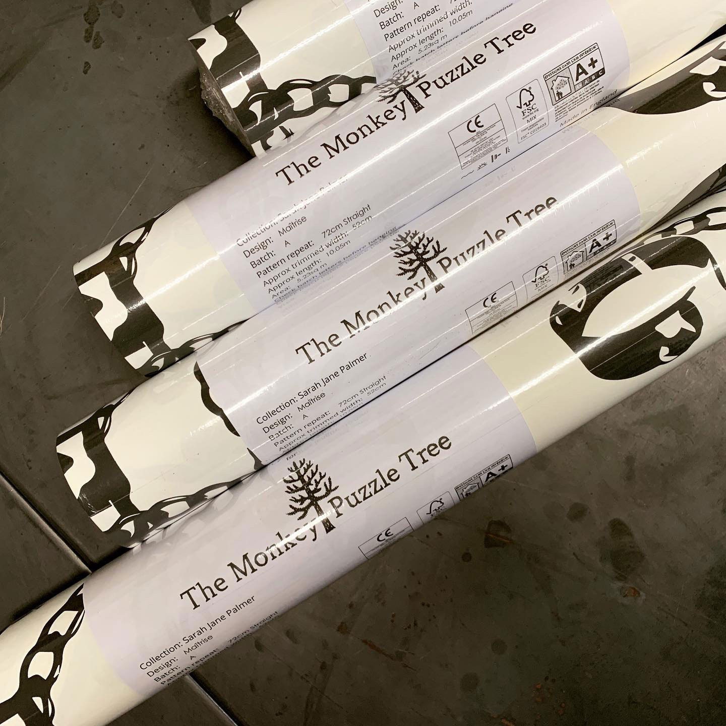 Luxury Wallpaper Handcuffs and Chains Wallpaper Quirky Monochrome