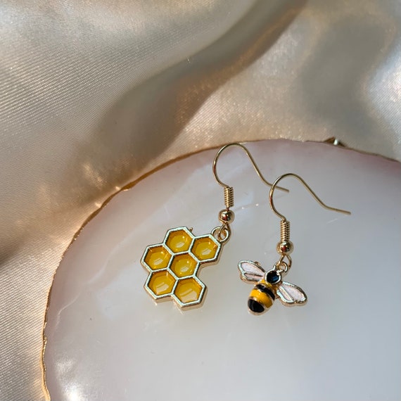 Bee handmade earrings discount