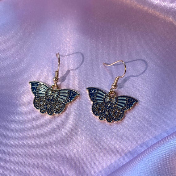 Plastic butterflies for earrings sale