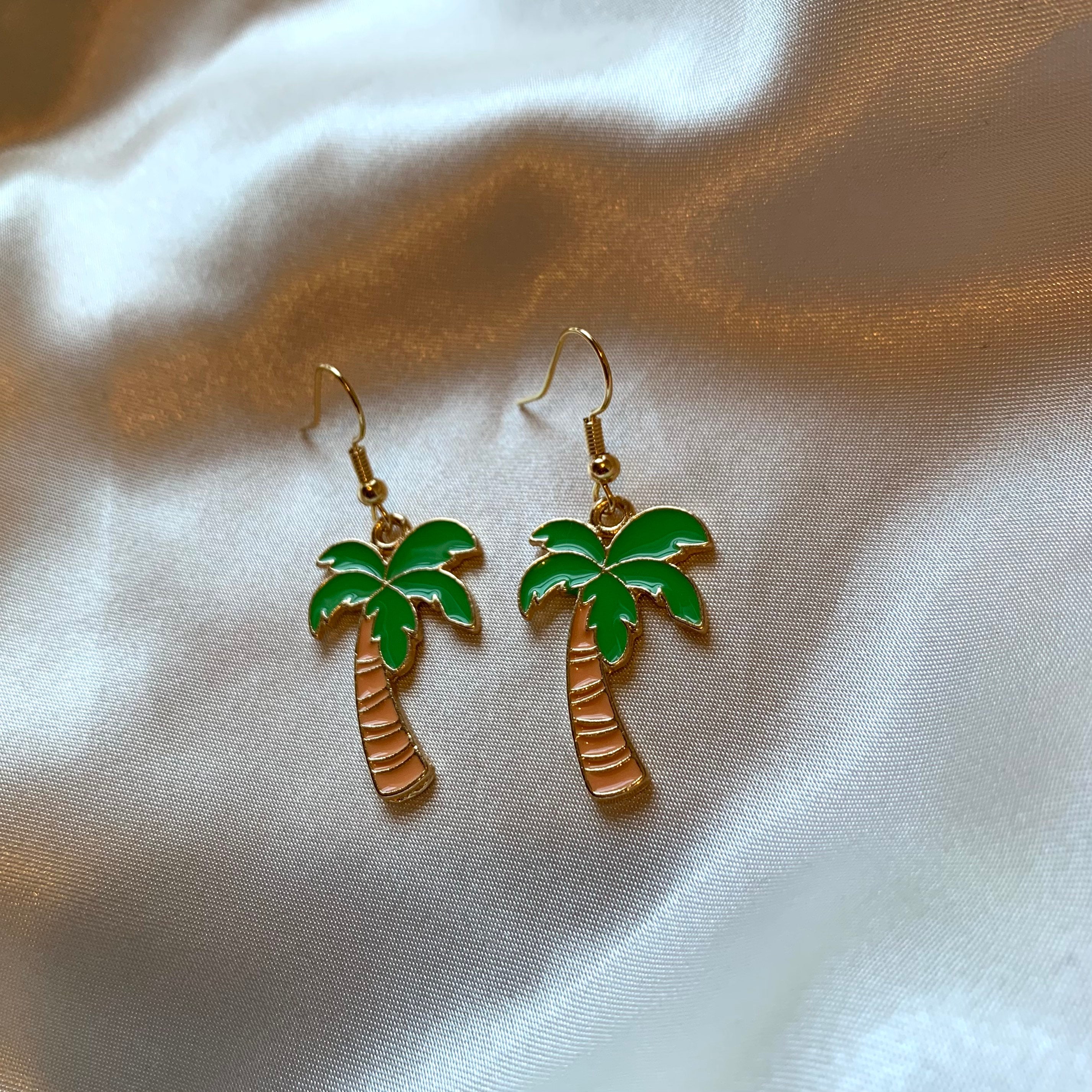 Cool Quirky Green and Brown Palm Tree Tropical Handmade Drop