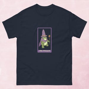 クールで風変わりな手描きのファンタジーカエルウィザードタロットカードユニセックスグラフィックTシャツ