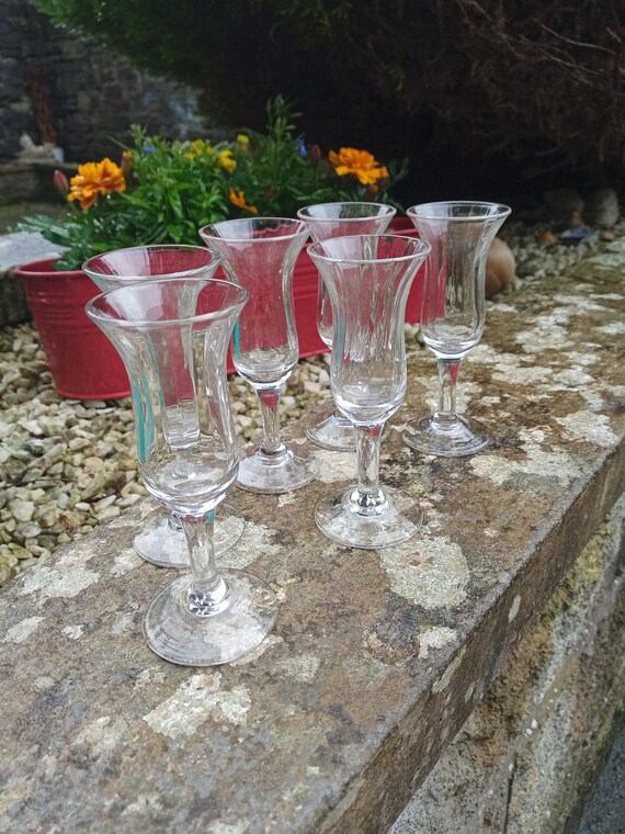Liqueur glasses discount