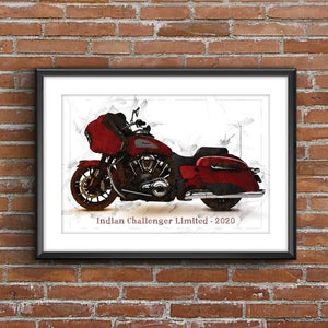 Può includere: Una motocicletta Indian Challenger Limited rossa con dettagli cromati. La motocicletta è su uno sfondo bianco con un effetto schizzo.
