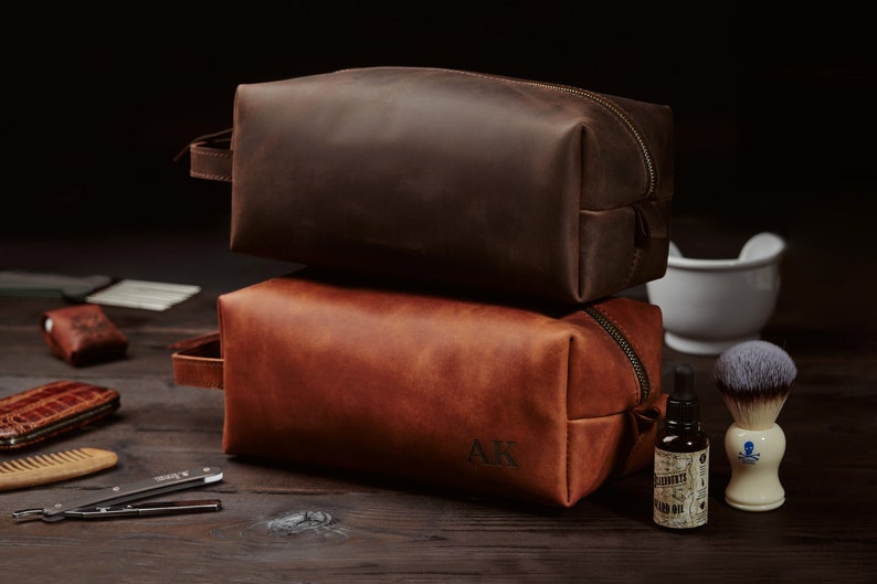 monogrammed toiletry bolsa for her