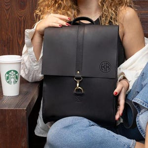 Personalisierter Frauenrucksack für Arbeit, Leder Laptoptasche, Rucksack für Frauen, Ledergeschenk für sie, lässiger Rucksack für Frau