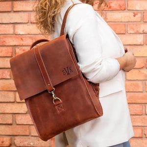 Minimalist modern backpack, city backpack for running errands, large leather backpack, laptop backpack for women, leather bag for work