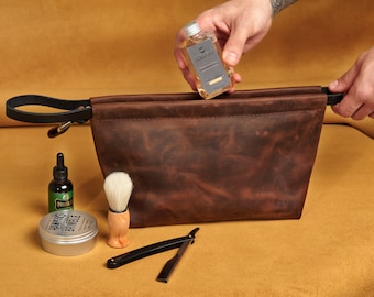 Mens gift, Mens Dopp kit gift, Mens toiletry bag, Mens accessory gift, Leather dopp kit, Leather toiletry bag, Leather wash bag