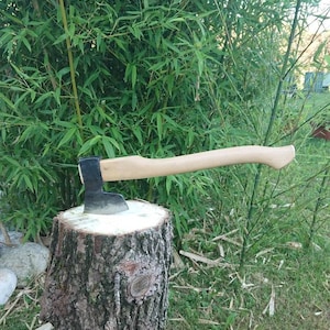 Axe, Camping axe, Spliting axe, Small forest axe, Battle axe, Hatchet
