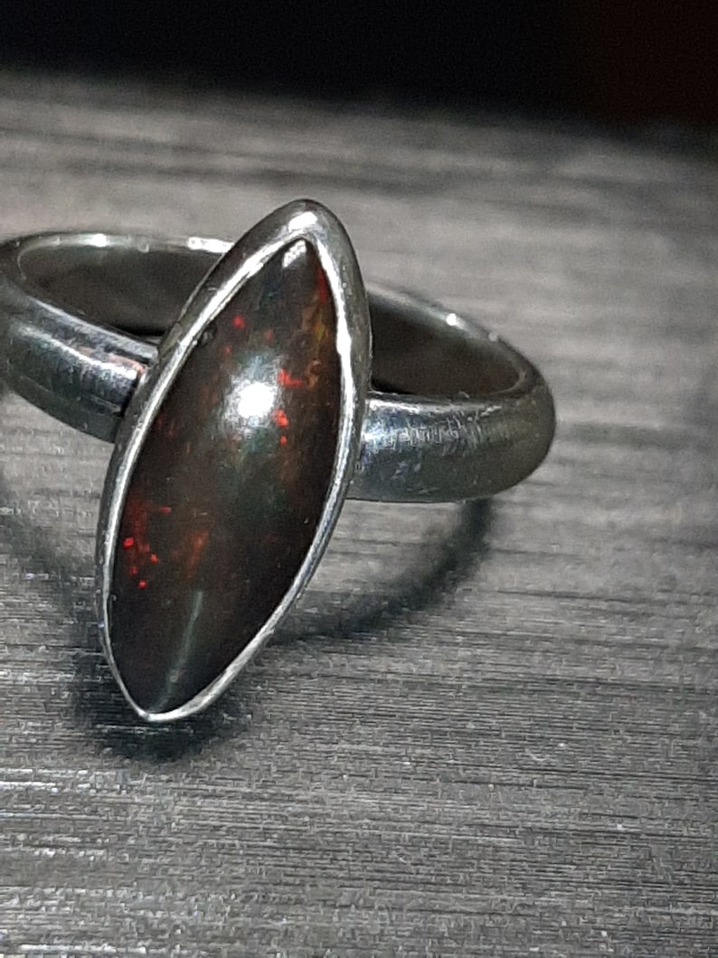Sterling Silver Ring Sz 6.0 U.S Ethiopian Black Opal Ring Red Flash 1.4 Cts Well Made Ring Black With Red Flash Nickle Free