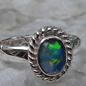 Australian Opal Ring, Opal Silver Rope Ring, 1.5 Ct Rainbow Opal Doublet Ring, Sterling Silver Opal Ring, Opal Ring, Black Opal Silver Ring