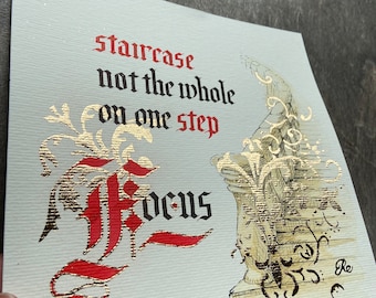 Met de hand geïllustreerde vergulde kalligrafiekunst: "Focus on One Step"